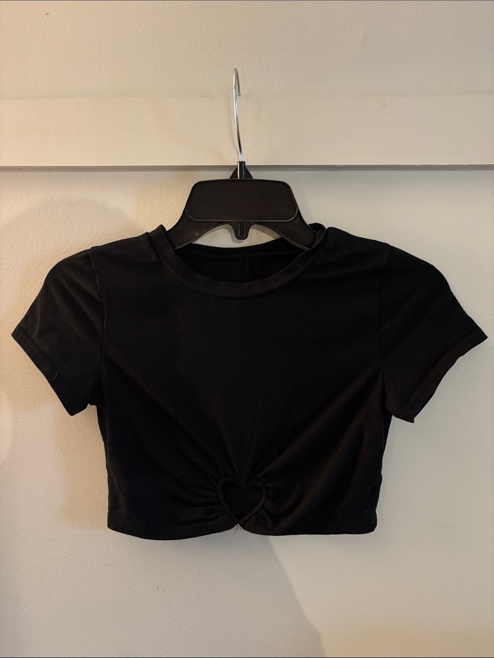 Black Short Sleeve Crop Top with Heart Twist